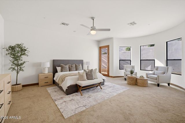 11376 E DREYFUS Avenue, Scottsdale, AZ 85259