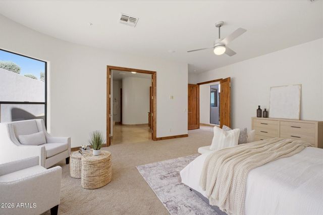 11376 E DREYFUS Avenue, Scottsdale, AZ 85259