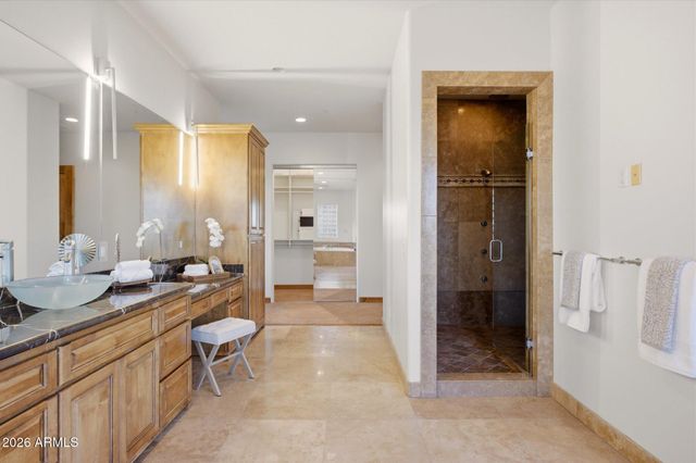 11376 E DREYFUS Avenue, Scottsdale, AZ 85259