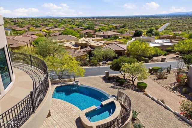 11376 E DREYFUS Avenue, Scottsdale, AZ 85259