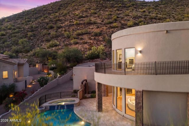 11376 E DREYFUS Avenue, Scottsdale, AZ 85259