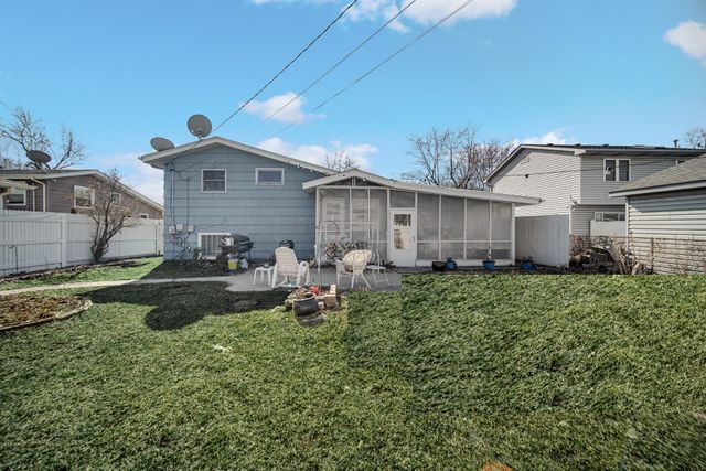 9503 Forrest Drive, Highland, IN 46322