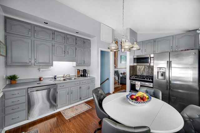 9503 Forrest Drive, Highland, IN 46322