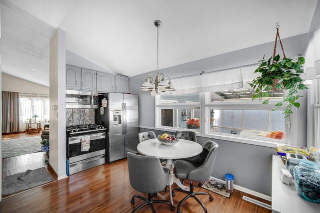 9503 Forrest Drive, Highland, IN 46322