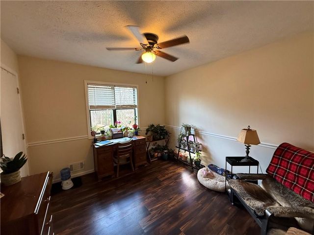 6035 Stone Wood NW Drive, Kennesaw, GA 30152