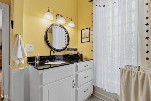 219 N Hollybrook Road, Wendell, NC 27591