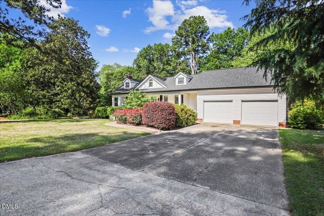 219 N Hollybrook Road, Wendell, NC 27591