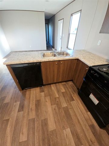 207 Hawkeye Lane, Harrison, AR 72601