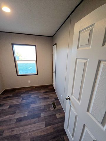 207 Hawkeye Lane, Harrison, AR 72601