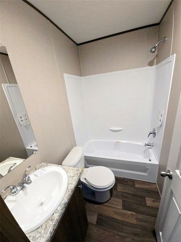 207 Hawkeye Lane, Harrison, AR 72601