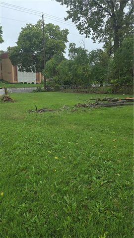 8145 Holmes Road, Kansas City, MO 64131
