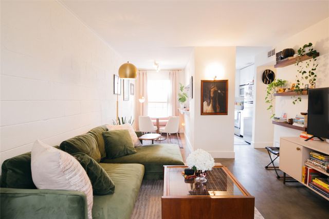 300 Crockett ST 209, Austin, TX 78704