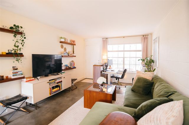 300 Crockett ST 209, Austin, TX 78704