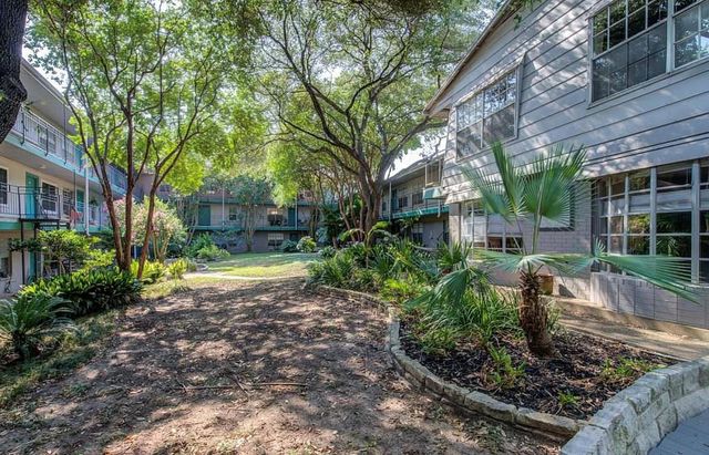 300 Crockett ST 209, Austin, TX 78704