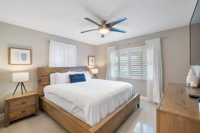 1039 N Victoria Park Road 1-3, Fort Lauderdale, FL 33304