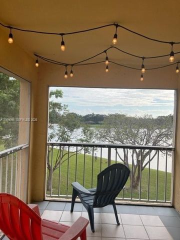 15330 SW 106th Ter 918, Miami, FL 33196