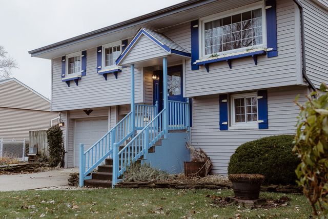 107 Arcadia Avenue, Romeoville, IL 60446