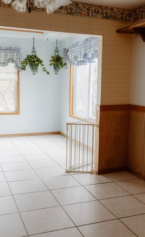 107 Arcadia Avenue, Romeoville, IL 60446