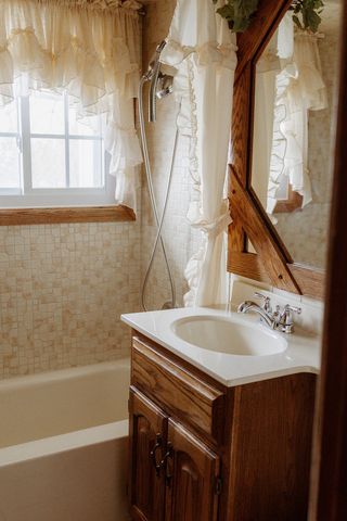 107 Arcadia Avenue, Romeoville, IL 60446