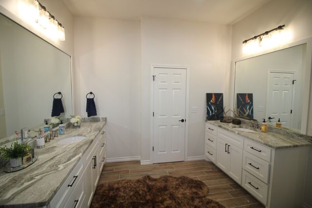 449 County Road 194, Ovalo, TX 79541