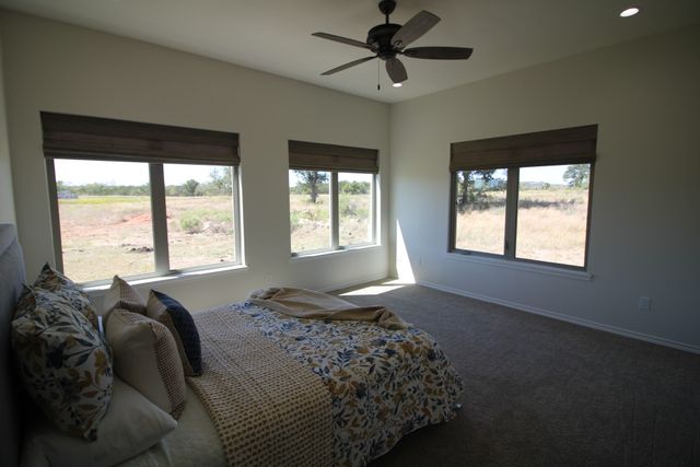 449 County Road 194, Ovalo, TX 79541