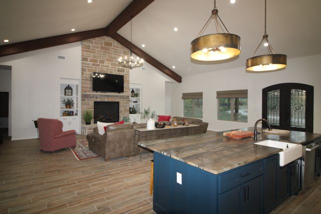 449 County Road 194, Ovalo, TX 79541