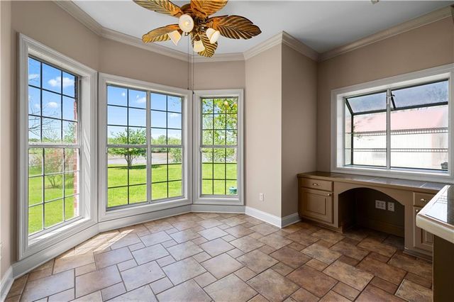 1524 PALMER CHAPEL Road, Pineville, LA 71360