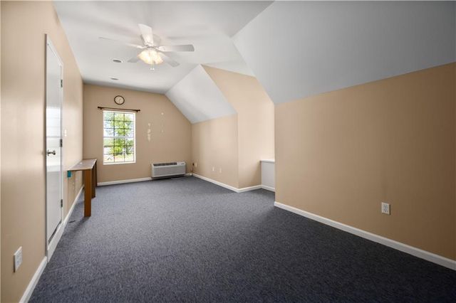 1524 PALMER CHAPEL Road, Pineville, LA 71360