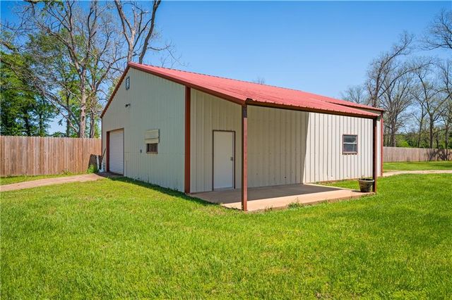 1524 PALMER CHAPEL Road, Pineville, LA 71360