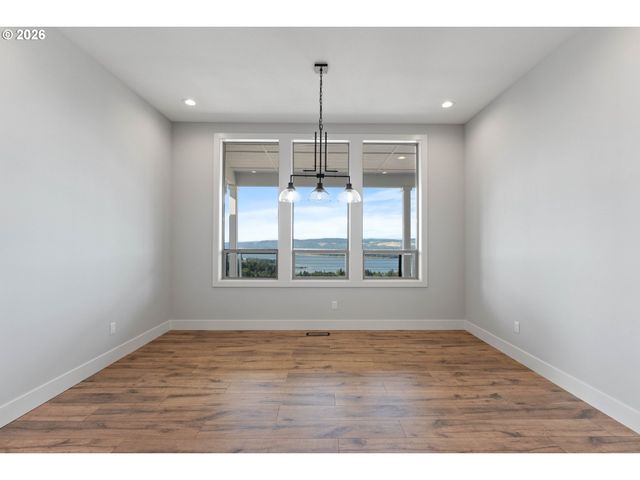 29104 Ne Hancock Rd, Camas, WA 98607