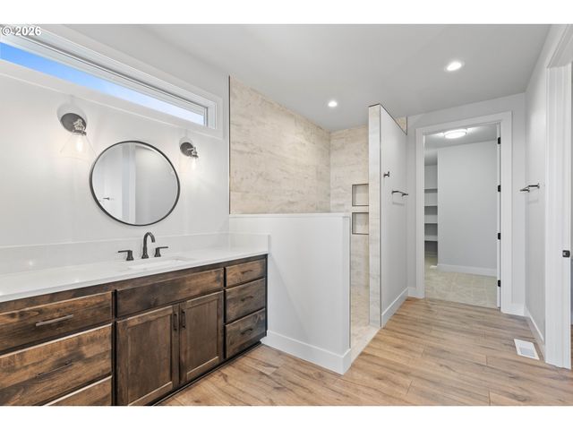 29104 Ne Hancock Rd, Camas, WA 98607