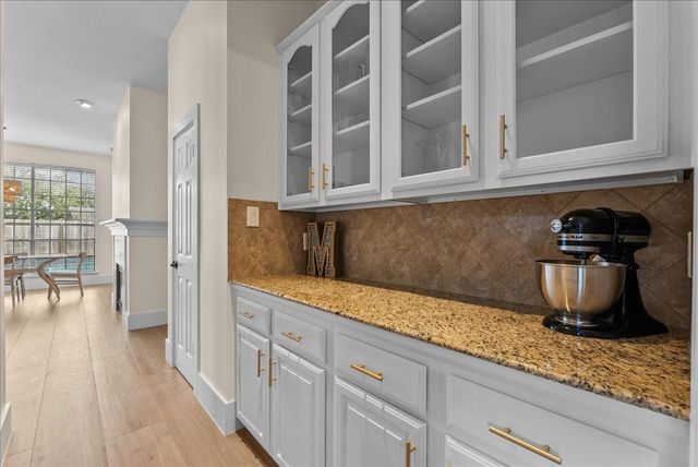 4110 Lofty Ridge Court, Pasadena, TX 77059