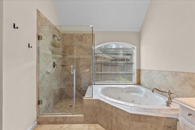 4110 Lofty Ridge Court, Pasadena, TX 77059