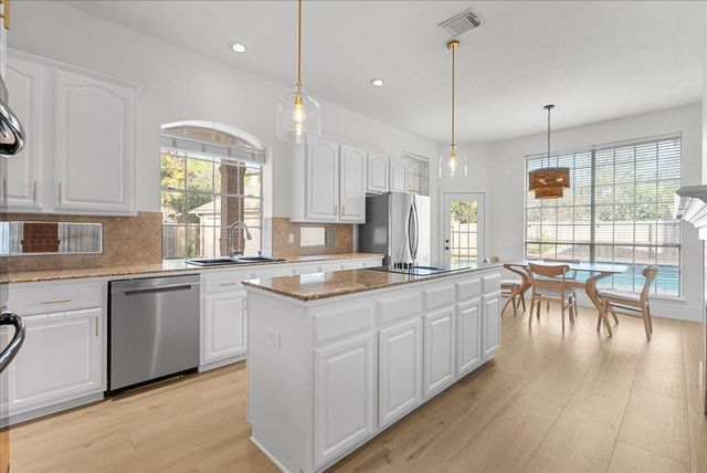 4110 Lofty Ridge Court, Pasadena, TX 77059