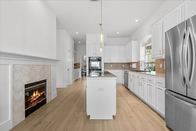 4110 Lofty Ridge Court, Pasadena, TX 77059