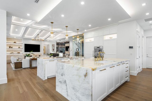 201 NE 4th Avenue, Boca Raton, FL 33432