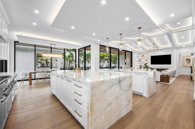 201 NE 4th Avenue, Boca Raton, FL 33432