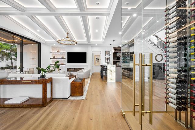 201 NE 4th Avenue, Boca Raton, FL 33432