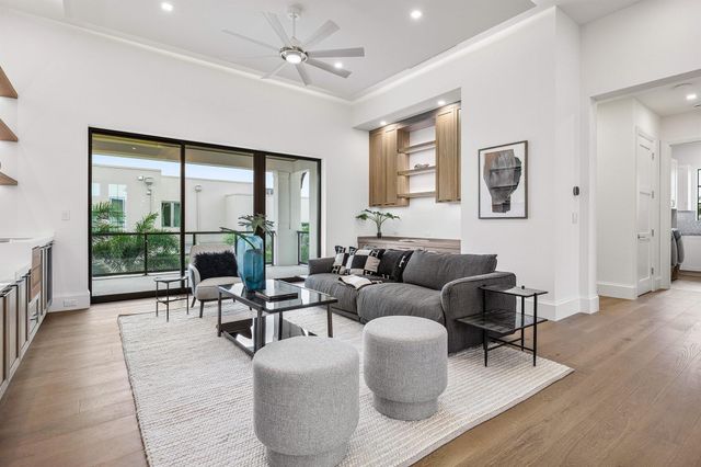 201 NE 4th Avenue, Boca Raton, FL 33432