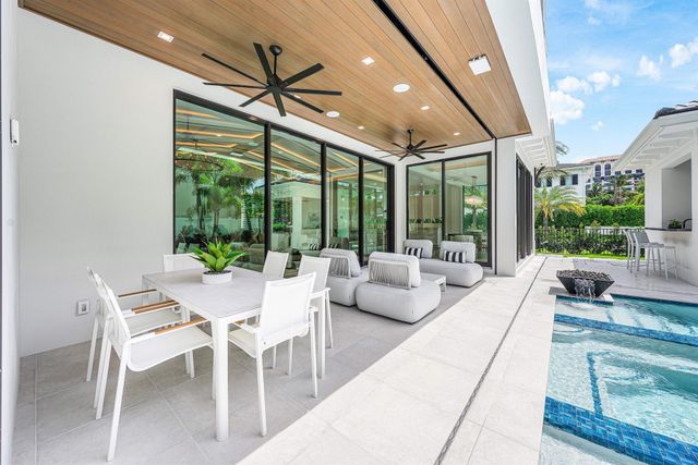 201 NE 4th Avenue, Boca Raton, FL 33432