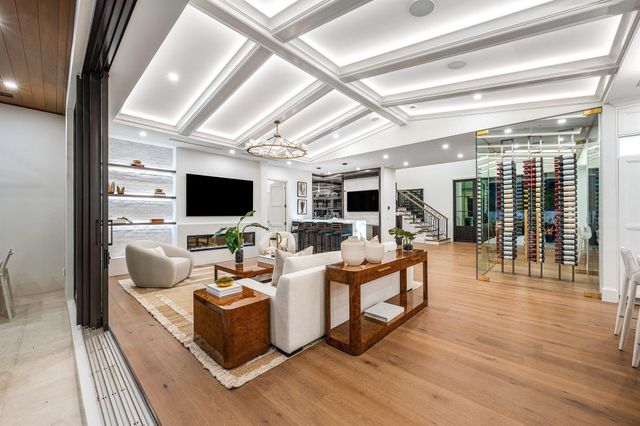 201 NE 4th Avenue, Boca Raton, FL 33432