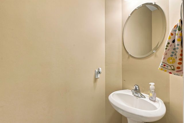18 Daffodil Ct 18, Grafton, MA 01560