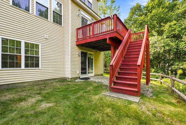18 Daffodil Ct 18, Grafton, MA 01560