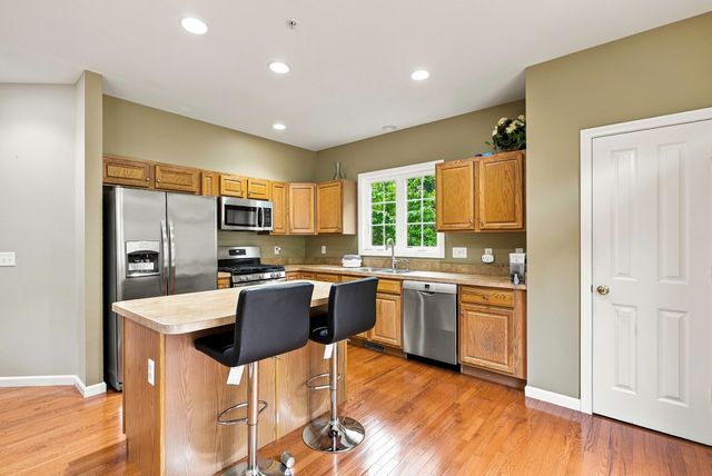 18 Daffodil Ct 18, Grafton, MA 01560