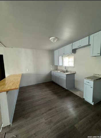 235 GILLETTE BLVD, San Antonio, TX 78221