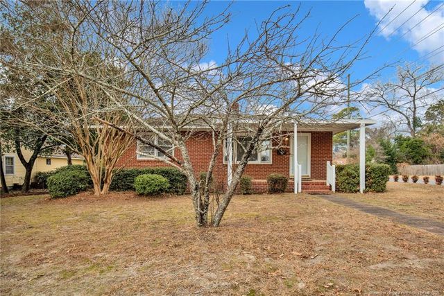 400 Roxie Avenue, Fayetteville, NC 28304