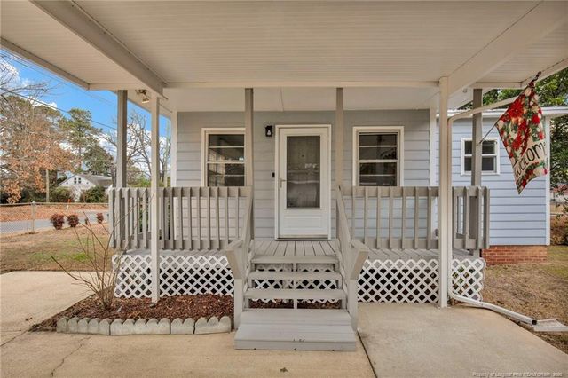 400 Roxie Avenue, Fayetteville, NC 28304