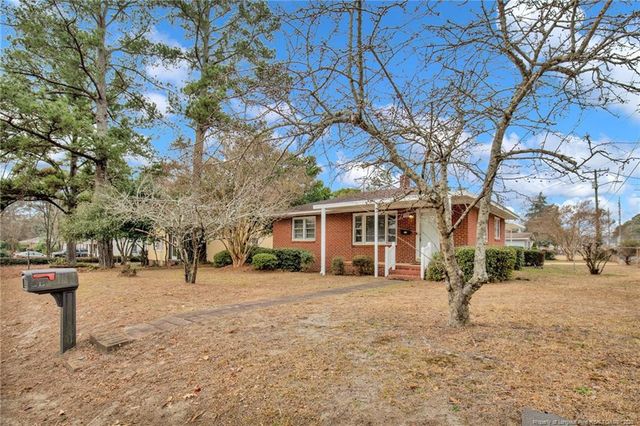 400 Roxie Avenue, Fayetteville, NC 28304