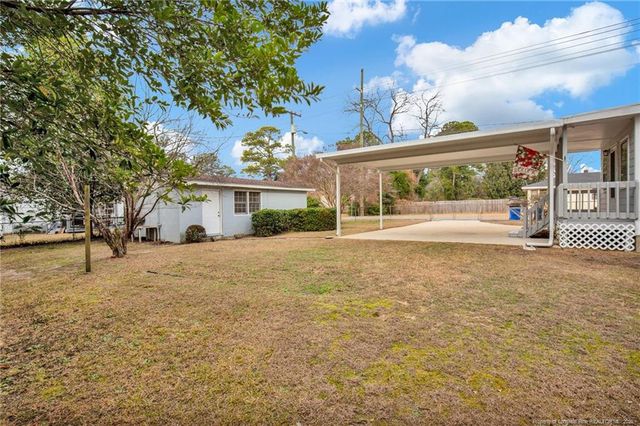 400 Roxie Avenue, Fayetteville, NC 28304