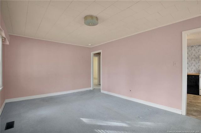 400 Roxie Avenue, Fayetteville, NC 28304